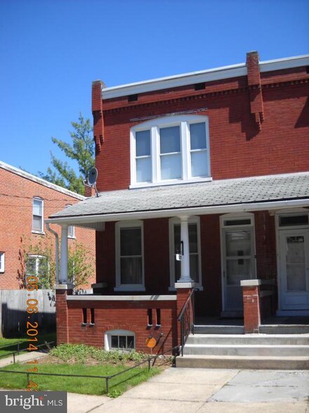 921 Edgewood Ave, Lancaster, PA 17603