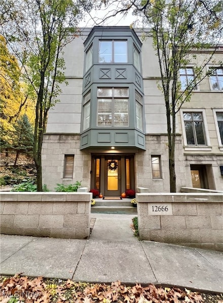 12666 Mayfield Rd, Cleveland, OH 44106