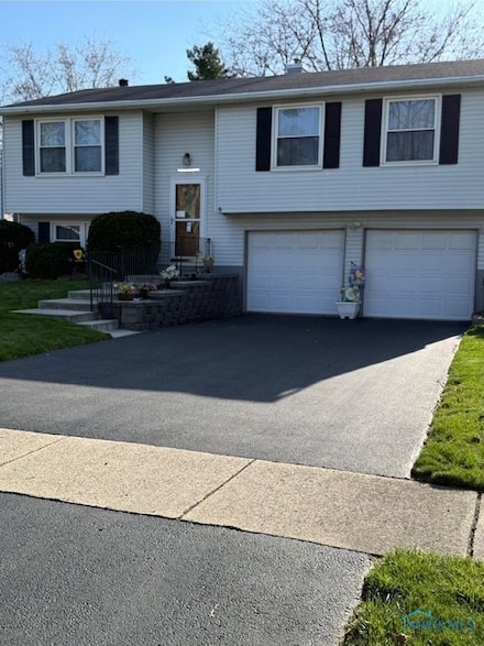 146 Partridge Ln, Perrysburg, OH 43551