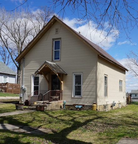 1425 11th St, Eldora, IA 50627