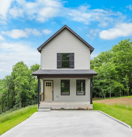 166 Oak St, Clarksville, TN 37042