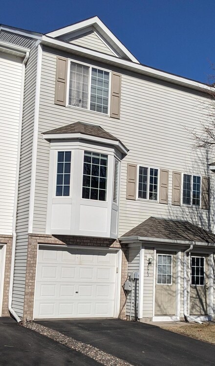 7013 Quantrelle Ave NE, Elk River, MN 55330