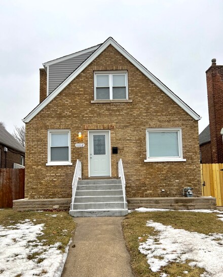 11112 S State Line Rd, Chicago, IL 60617