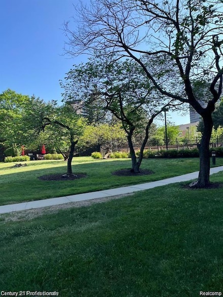 5000 Town Center Unit 3204, Southfield, MI 48075