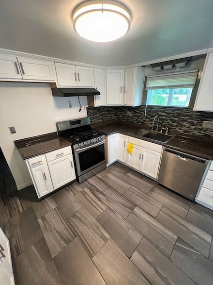 132 Miller St, Springfield, MA 01104