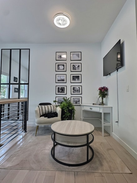 187 London St Unit 1, Boston, MA 02128