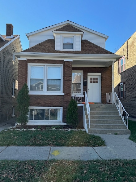 1422 N Latrobe Ave, Chicago, IL 60651