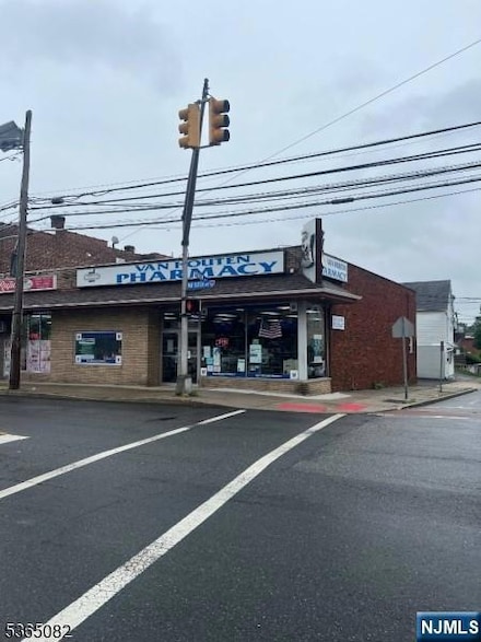 669 Van Houten Ave, Clifton, NJ 07013