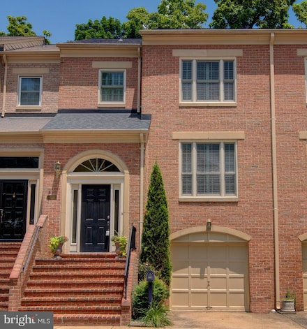 1427 Mclean Mews Ct, McLean, VA 22101