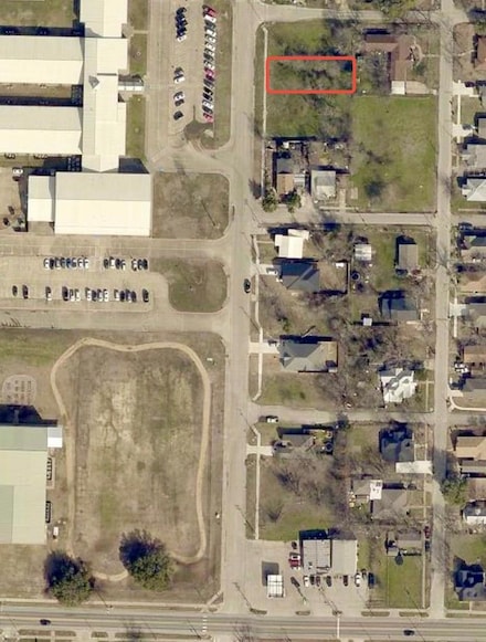 2105 College St, Greenville, TX 75401