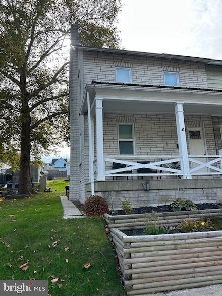 18 Front St, Mohnton, PA 19540