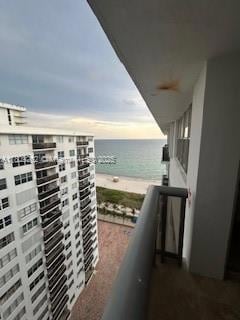 6039 Collins Ave Unit PH12, Miami Beach, FL 33140