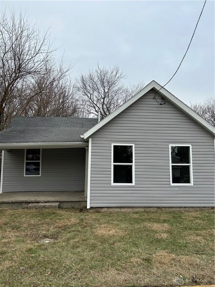 926 Lexington Ave, Xenia, OH 45385