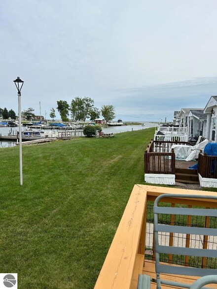 59 E Michigan Ave, Au Gres, MI 48703