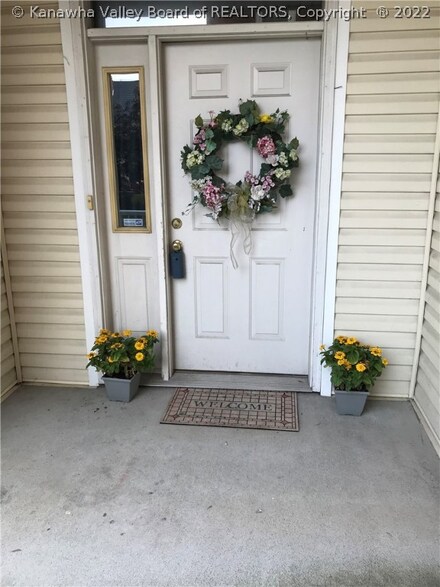 1313 Lee St E Unit 305, Charleston, WV 25301