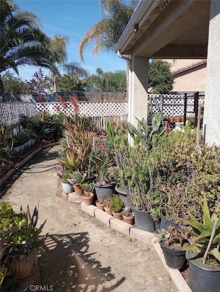 2106 Via Tuscania Ave, Delano, CA 93215