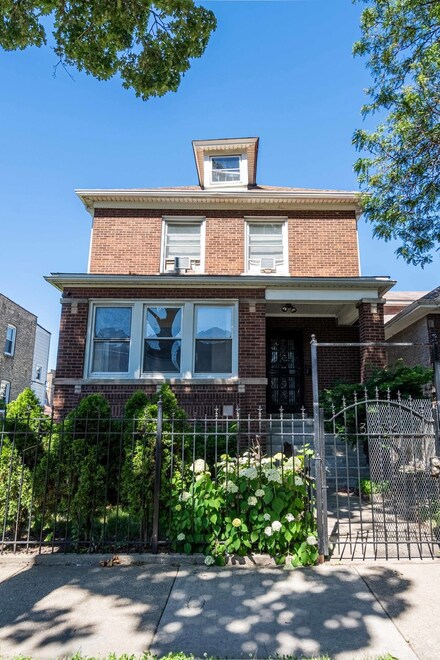 3134 N Keating Ave, Chicago, IL 60641