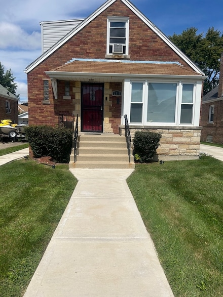 2816 W 85th St, Chicago, IL 60652