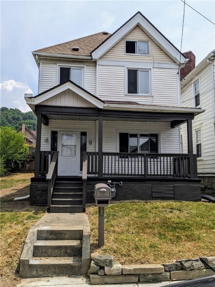 511 Ohio Ave, Glassport, PA 15045