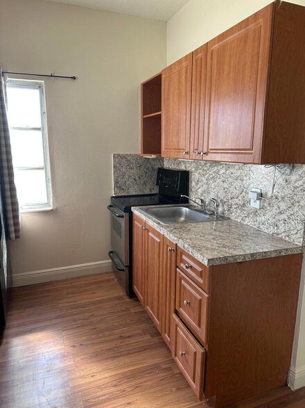 621 NW 3rd Ave, Pompano Beach, FL 33060