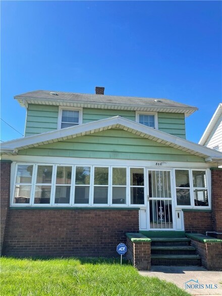 806 Oakdale Ave, Toledo, OH 43605