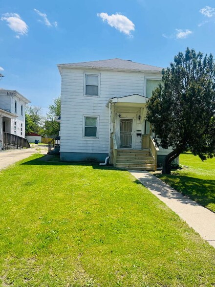 1020 E Court St, Kankakee, IL 60901