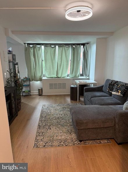 1021 Arlington Blvd Unit 423, Arlington, VA 22209