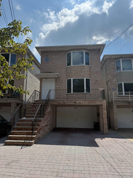 122 Central Ave, Jersey City, NJ 07306