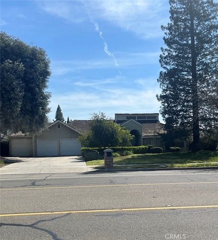 417 W Audubon Dr, Fresno, CA 93711