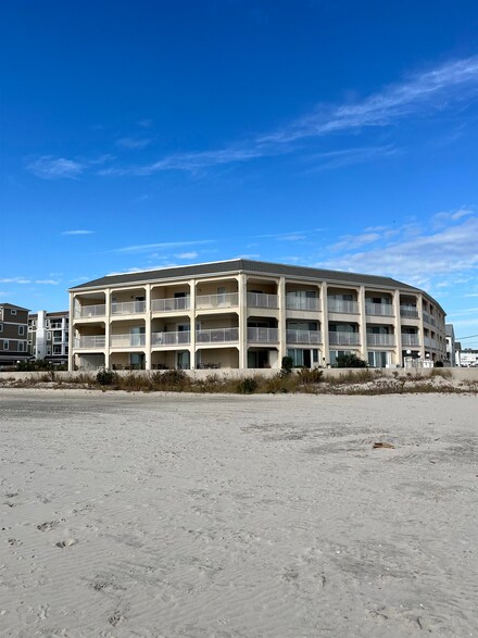 500 E Saint Paul Ave Unit 21, Wildwood Crest, NJ 08260