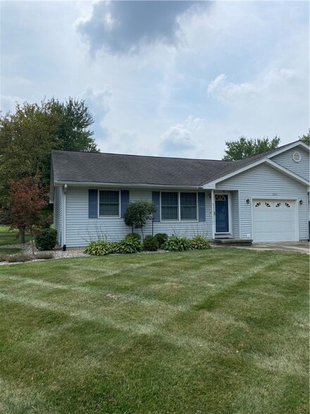 2380 Harrison Ave, Charleston, IL 61920