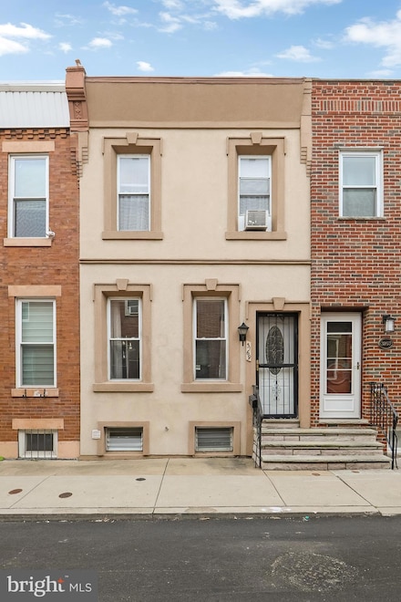3169 Livingston St, Philadelphia, PA 19134