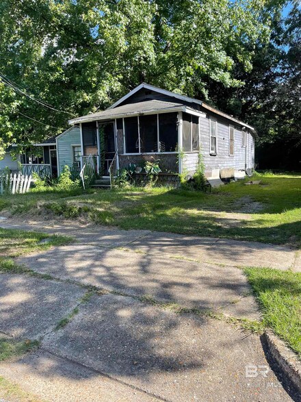 1211 Kentucky St, Mobile, AL 36605