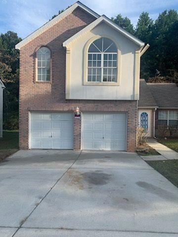 6258 Crooked Creek Dr, Rex, GA 30273