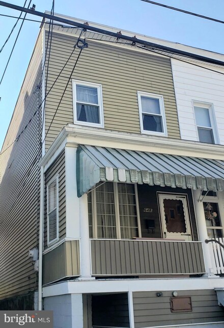 648 1/2 Arlington St, Tamaqua, PA 18252