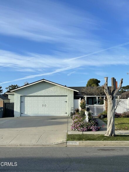 659 Geranium Place, Oxnard, CA 93036