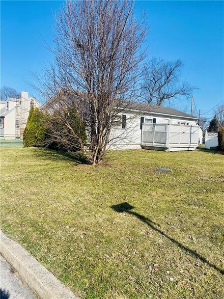 174 S 14th St, Catasauqua, PA 18032