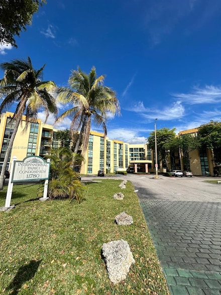 11780 SW 18th St Unit 2022, Miami, FL 33175