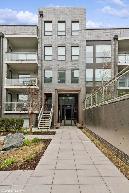 2643 N Hermitage Ave Unit 206, Chicago, IL 60614