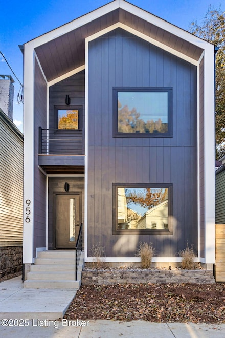 956 Vine St, Louisville, KY 40204