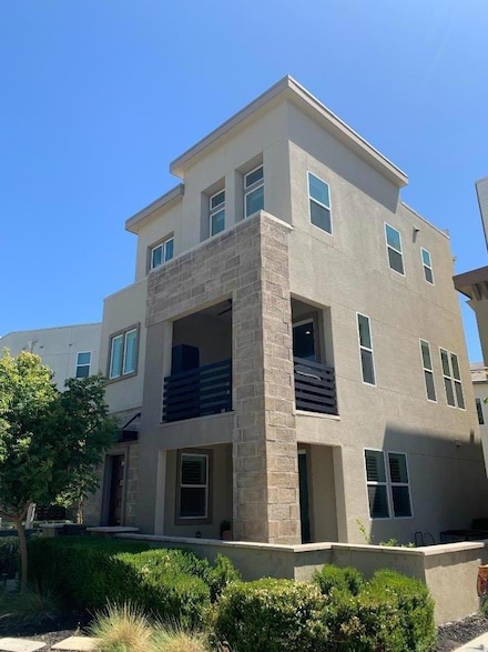 5808 Nugget Way, Dublin, CA 94568