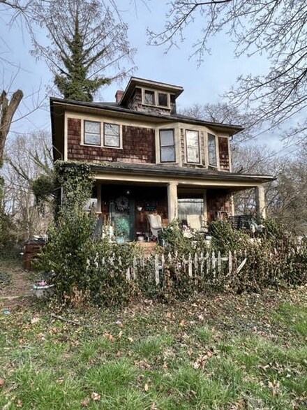 5629 Philadelphia Dr, Dayton, OH 45415