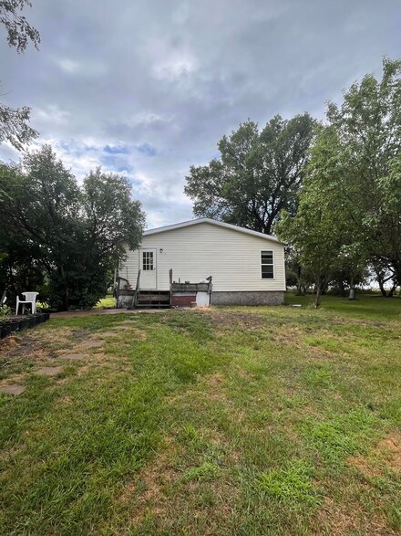 13599 399th Ave, Groton, SD 57445