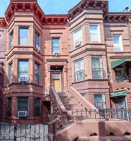 419 50th St, Brooklyn, NY 11220