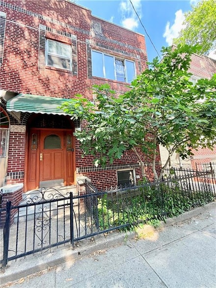 1021 67th St, Brooklyn, NY 11219