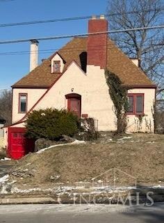 6426 Bramble Ave, Cincinnati, OH 45227
