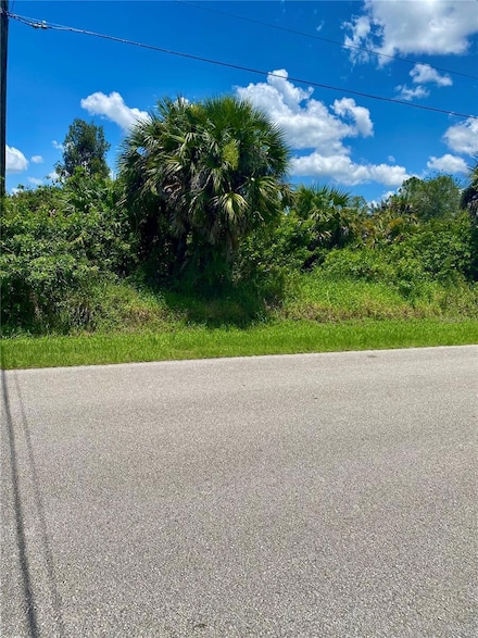 441 37th Ave NW, Rural Estates, FL 34120