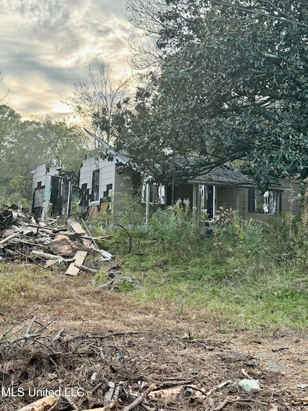 919 Combs St, Jackson, MS 39204