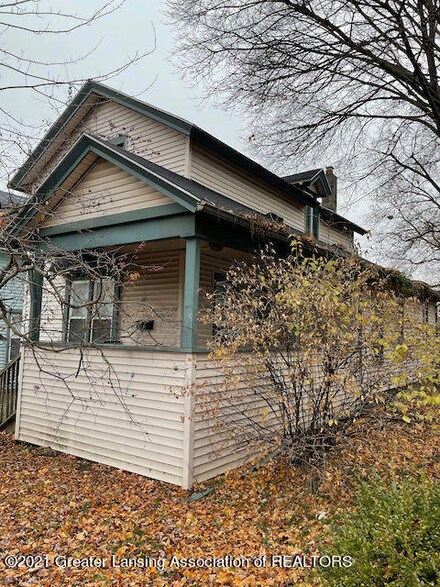 716 W Lapeer St, Lansing, MI 48915