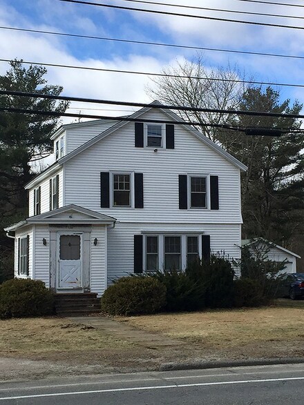 138 Marlboro Rd, Southborough, MA 01772